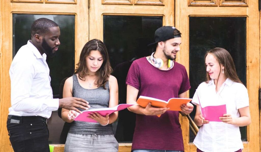 Estudiantes Hermandades del Trabajo Madrid
