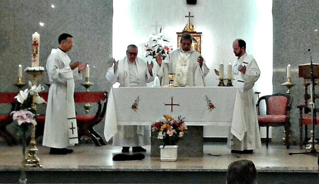 Visita del obispo de Camagüey a España